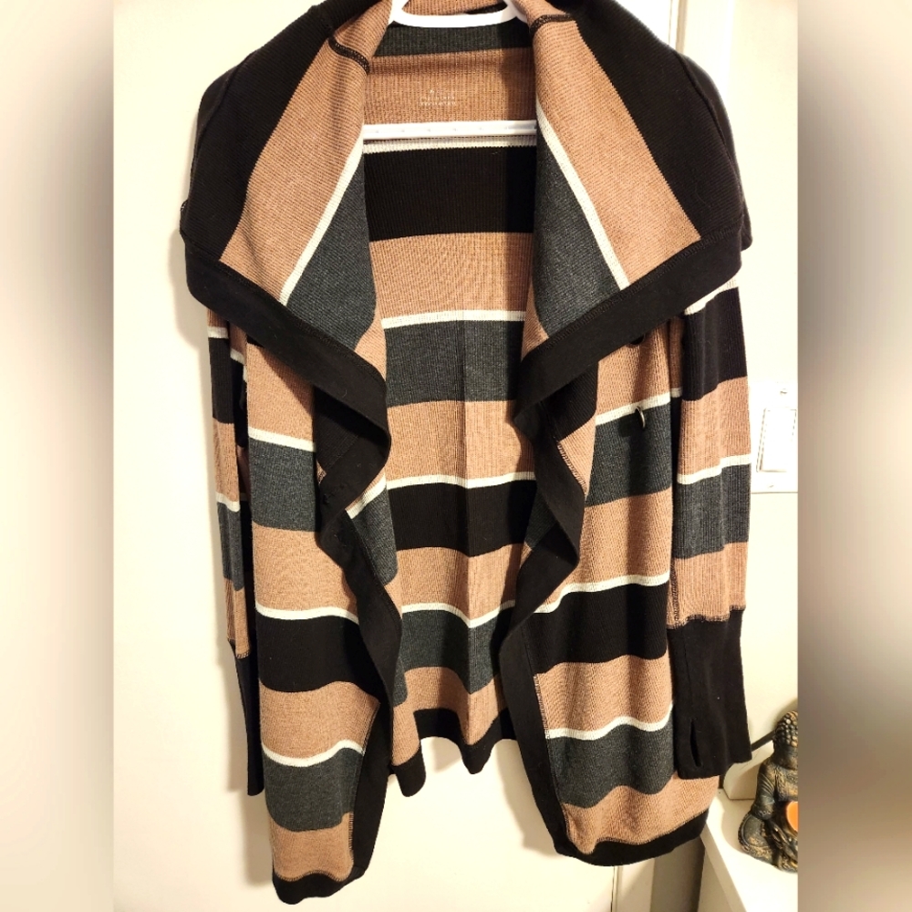 Calvin Klien Cardigan size medium